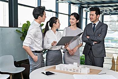 《GTA6》新泄露视频曝光 主角进入音乐珠宝店晃悠